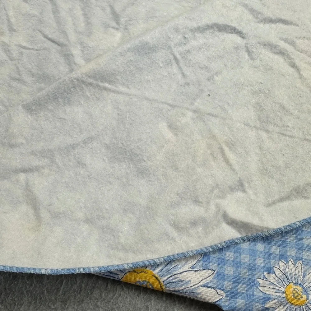 70s Vtg Blue Gingham Daisy Floral Oval Tablecloth Flannel Backed 50x68